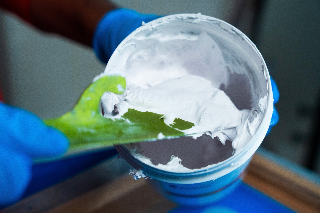 Encre à l’eau ou encre plastisol : quelles différences pour vos impressions textile ?