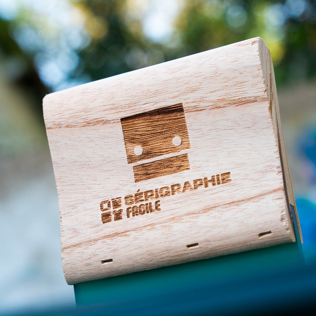 [Guide] Le matériel indispensable pour débuter la sérigraphie en 2026